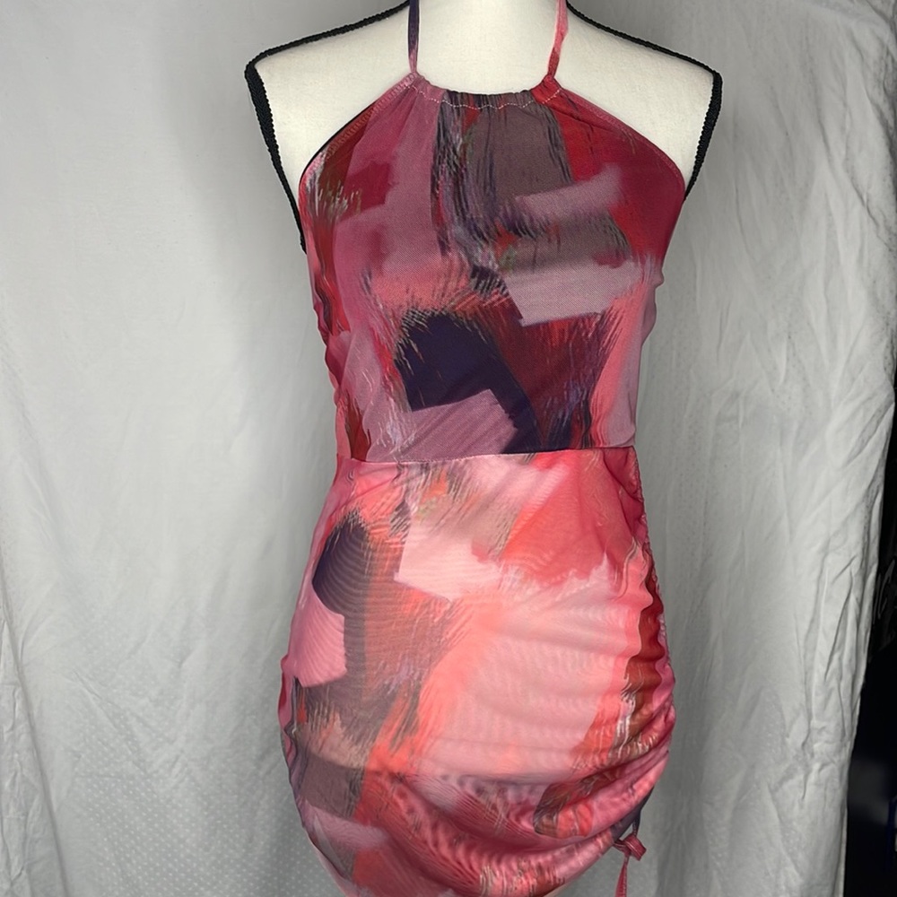 Pink sleeveless mesh dress